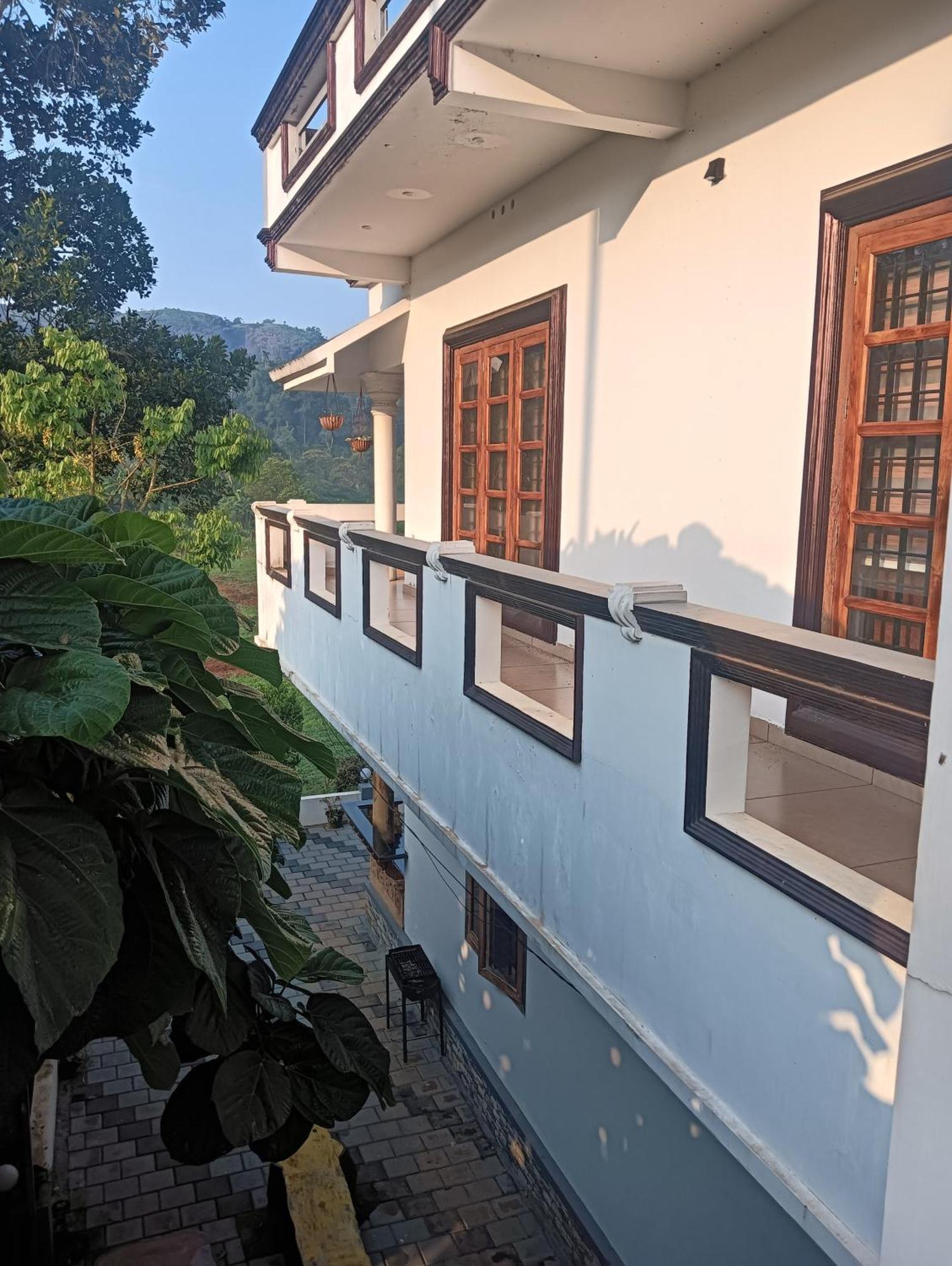 Wild Mist Homestay Муннар Экстерьер фото